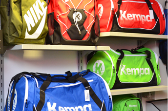 Teamsportausrüstung - Sporttaschen